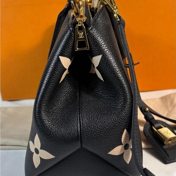 Louis Vuitton Bicolor Petite Palais Sold - Picture 10 of 16